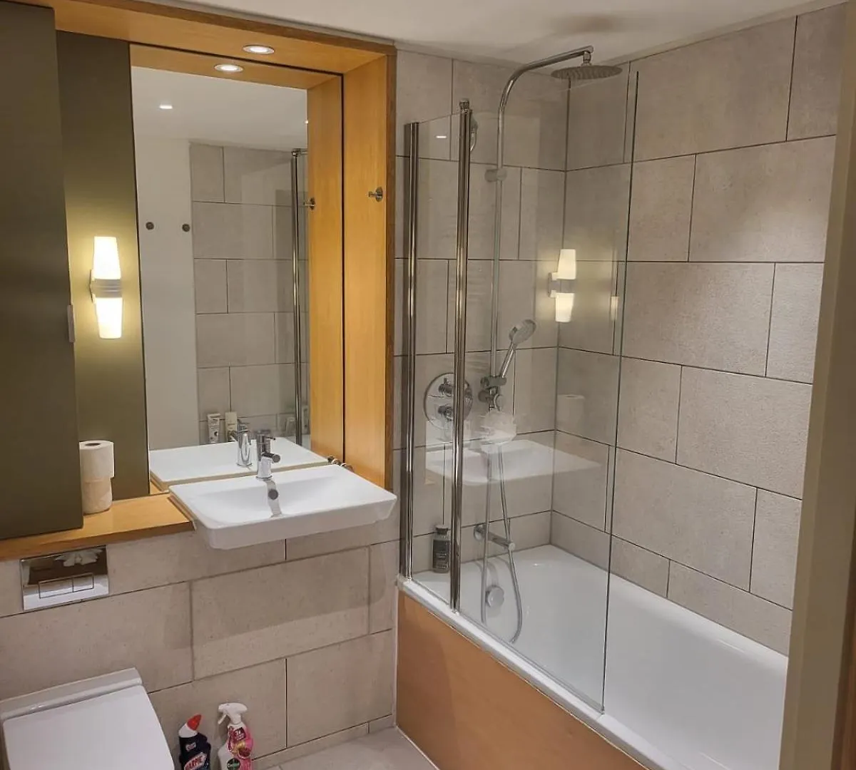 Haven Luxury Apartment London